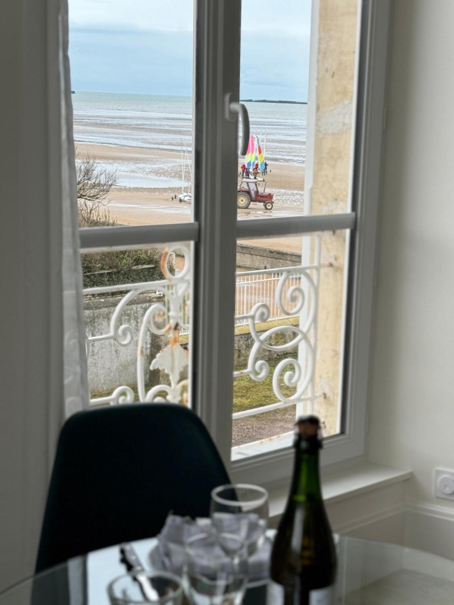 Sunny Apt On D-Day Beach With Parking Saint-Côme-de-Fresné 외부 사진